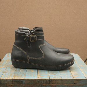 Duluth 12788 Womens Andina Ankle Boots Side Zip Black Leather Size 11 M